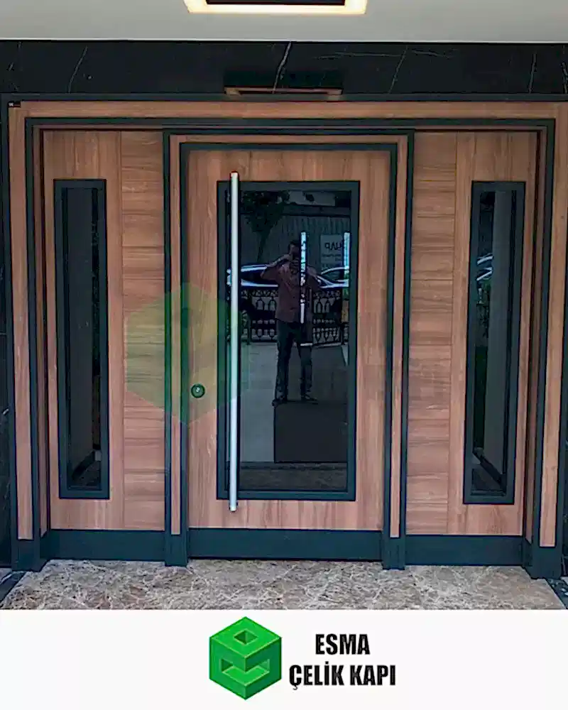 Bina Giriş Kapısı