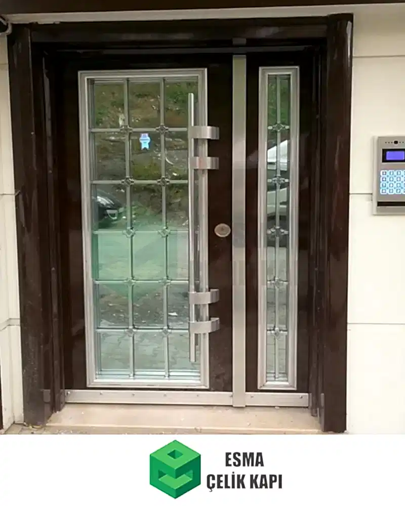 Bina Giriş Kapısı