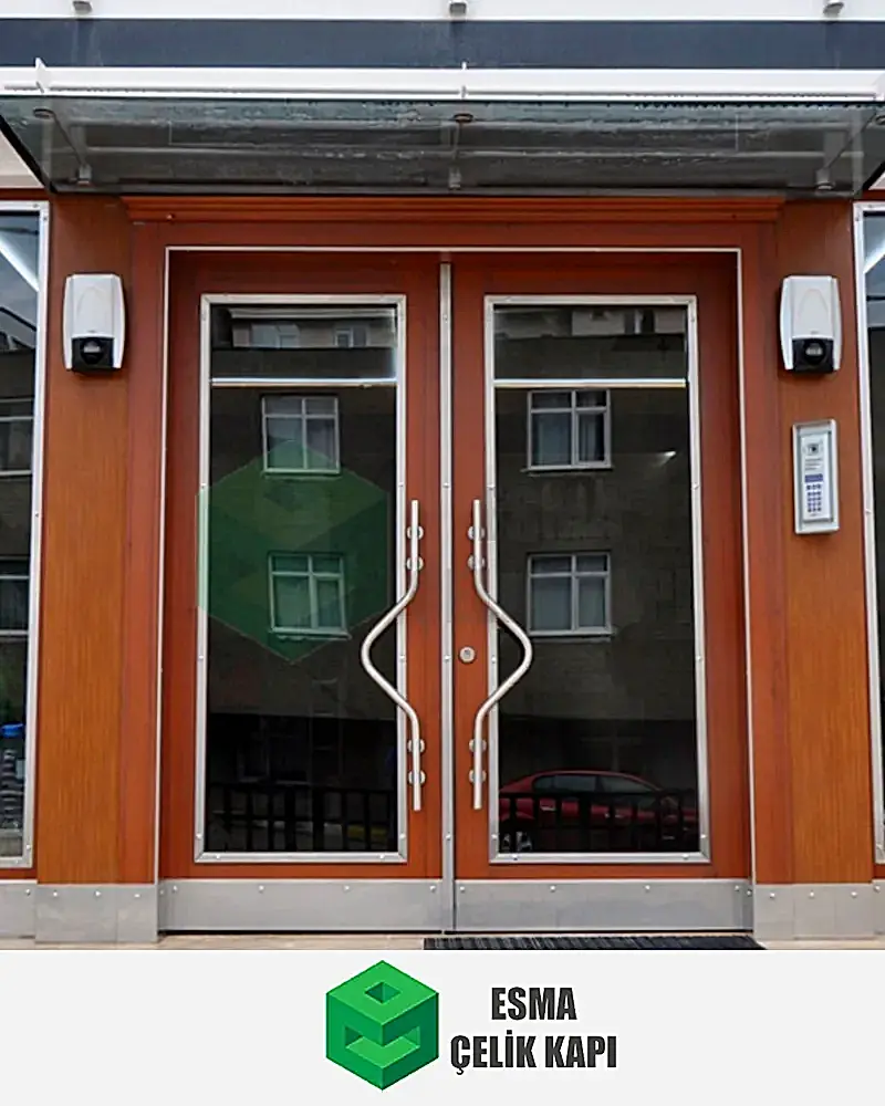 Bina Giriş Kapısı