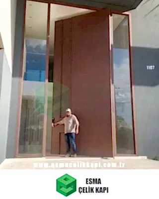 pivot çelik kapı